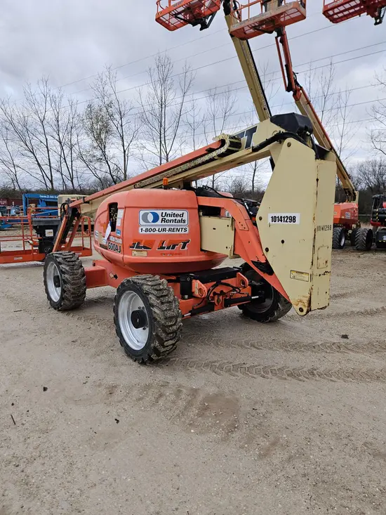 2013 JLG 600AJ Articulating Boom Lift