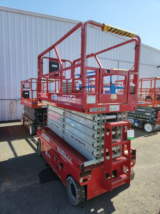 2017 MEC 4046SE Scissor Lift