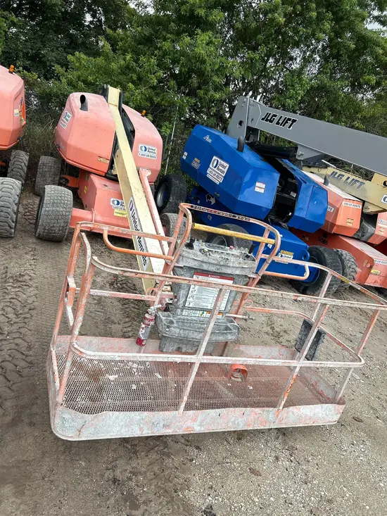 2017 JLG 400S Boom Lift