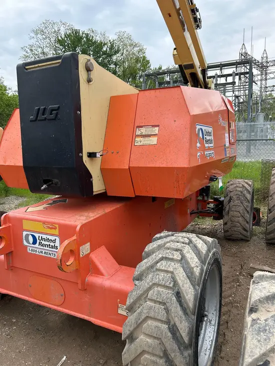 2017 JLG 800AJ Articulating Boom Lift