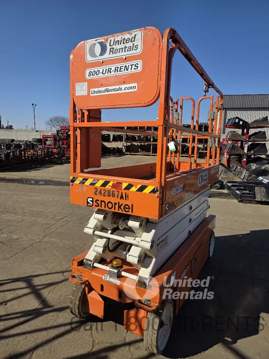 2019 Snorkel S3226E Scissor Lift