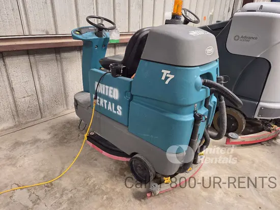 2021 Tennant M-T7 Scrubber
