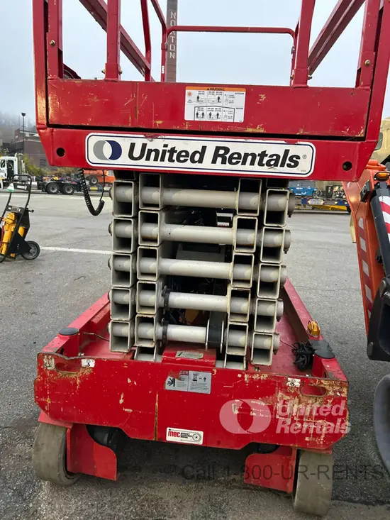 2017 MEC 4046SE Scissor Lift
