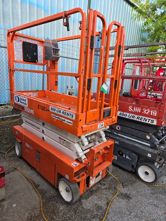2021 Snorkel S3219E Scissor Lift