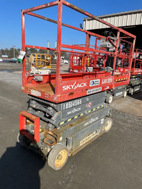 2016 Skyjack SJIII3219 Scissor Lift