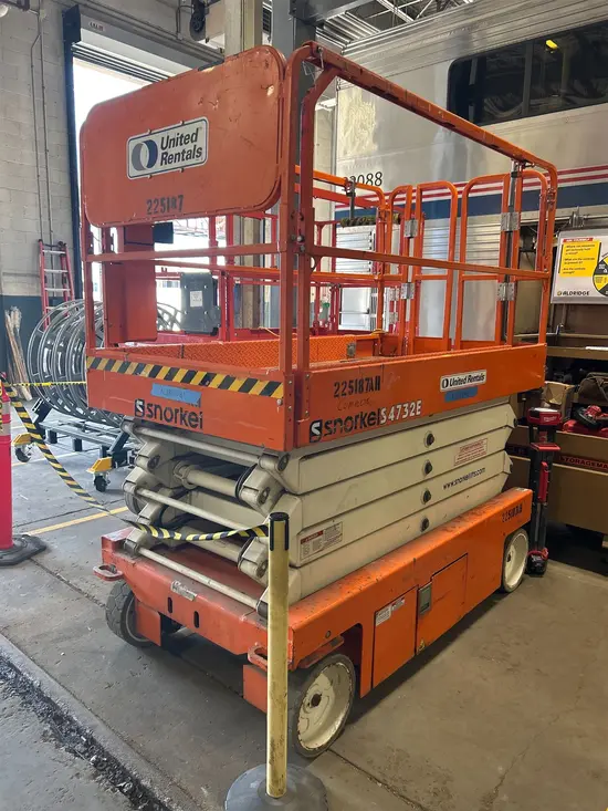 2019 Snorkel S4732E Scissor Lift