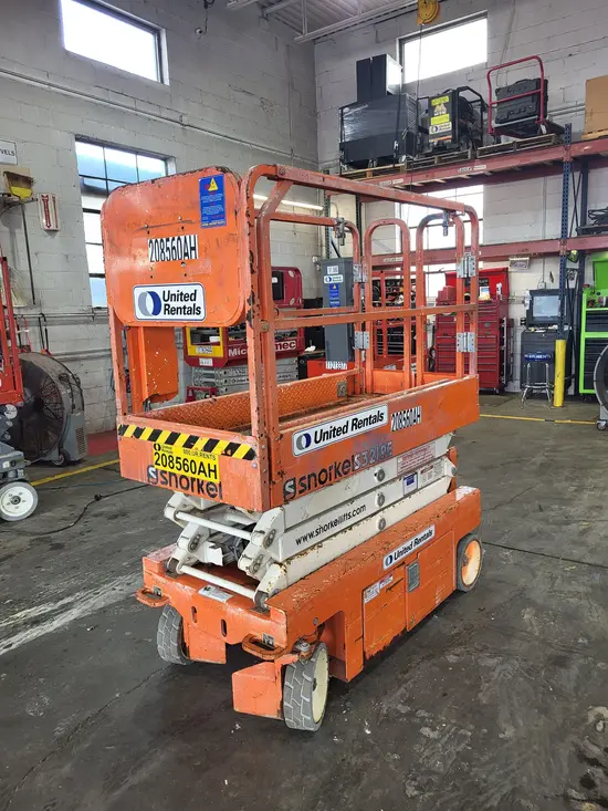2018 Snorkel S3219E Scissor Lift
