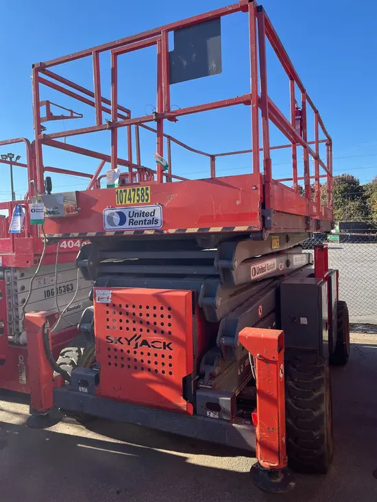 2018 Skyjack SJ8841RT Rough Terrain Scissor Lift