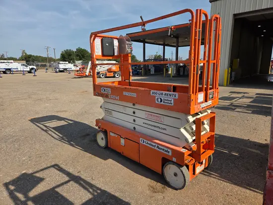 2019 Snorkel S3226E Scissor Lift