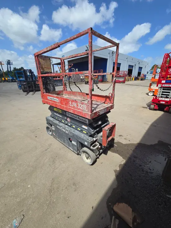 2016 Skyjack SJIII3219 Scissor Lift