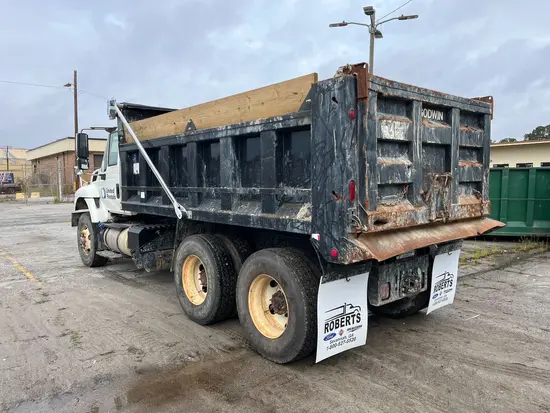 2016 International 7400SBA6X4 Truck