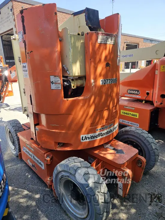 2018 JLG E300AJP Articulating Boom Lift
