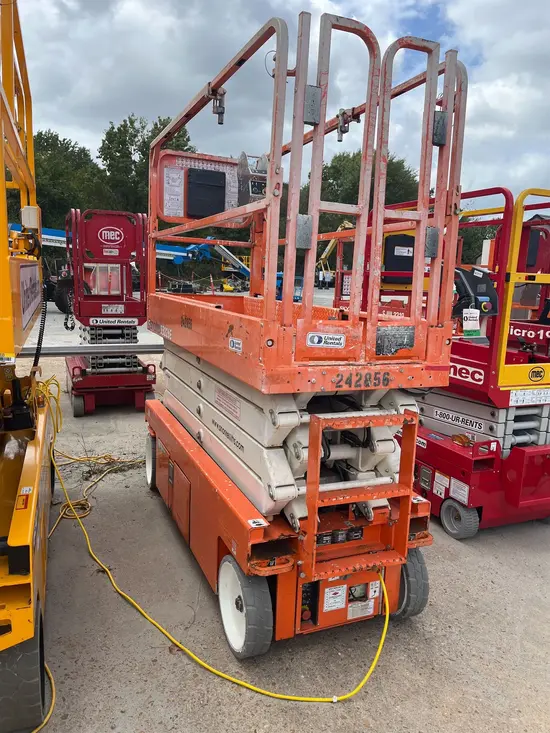 2019 Snorkel S3219E Scissor Lift