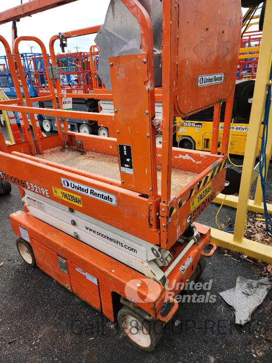 2017 Snorkel S3219E Scissor Lift