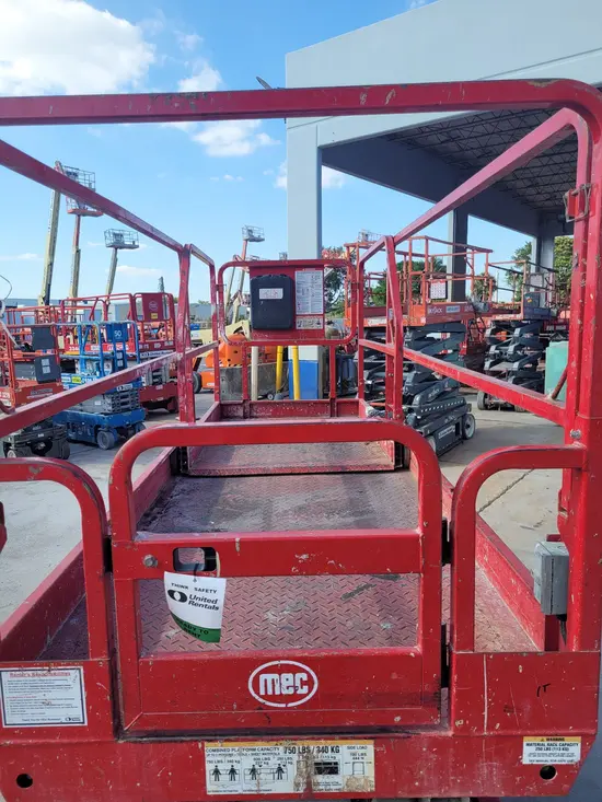 2017 MEC 3346SE Scissor Lift