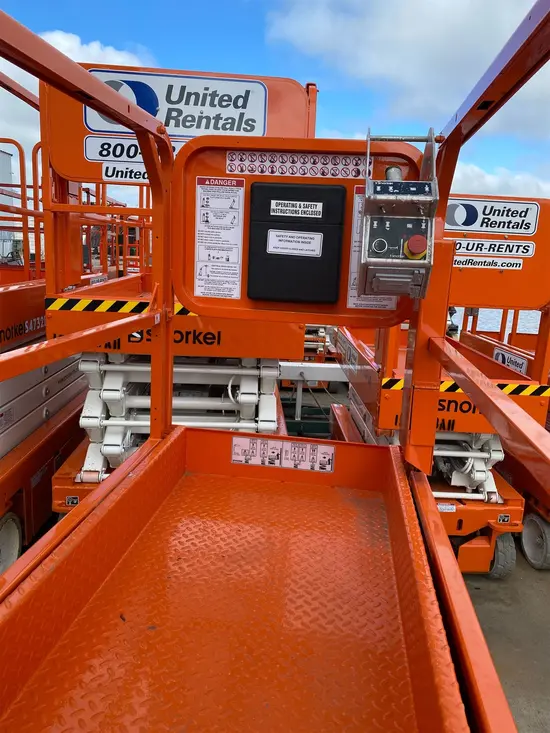 2018 Snorkel S3219E Scissor Lift