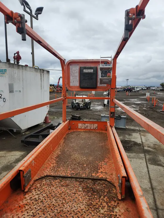 2019 Snorkel S3226E Scissor Lift