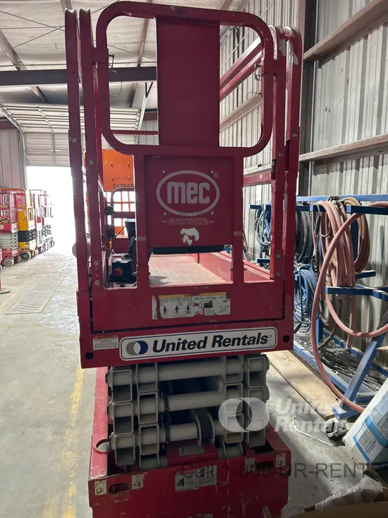 2019 MEC 2632SE Scissor Lift