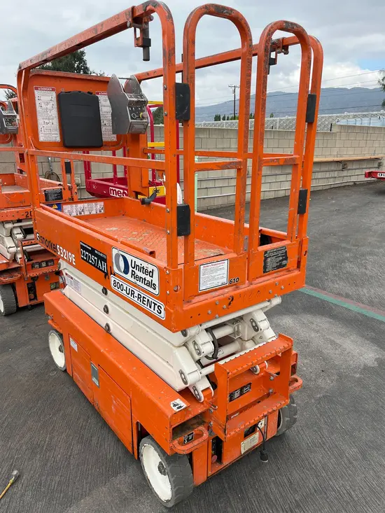 2019 Snorkel S3219E Scissor Lift