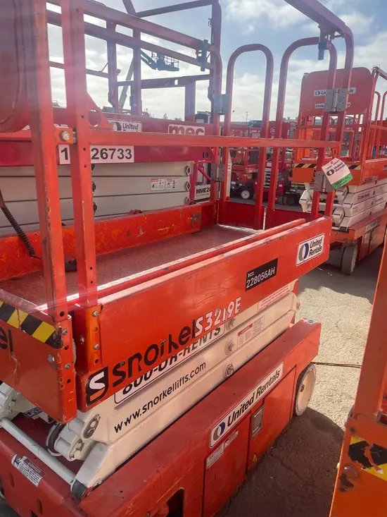 2019 Snorkel S3219E Scissor Lift