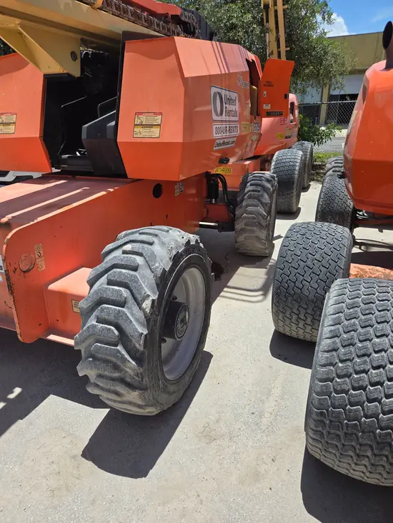 2017 JLG 660SJ Boom Lift