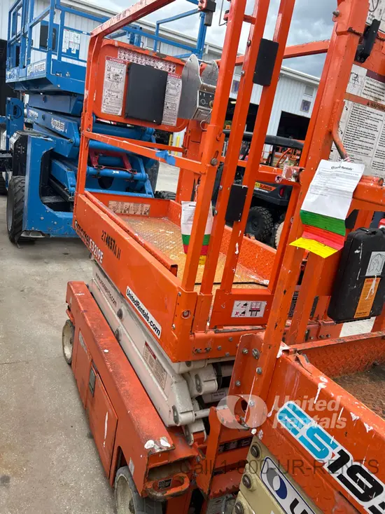 2021 Snorkel S3219E Scissor Lift