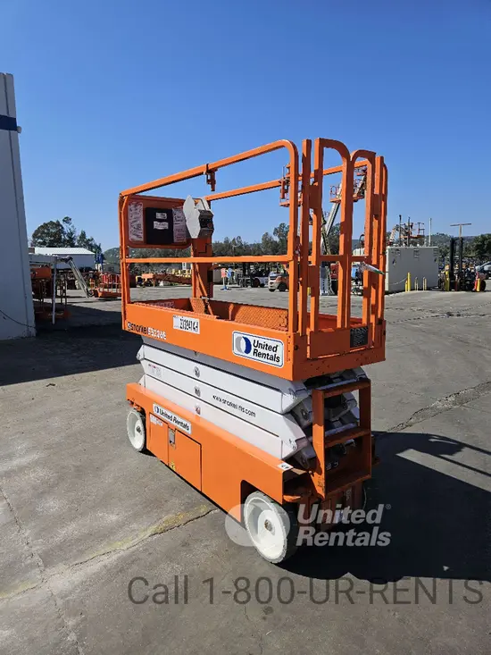 2018 Snorkel S3226E Scissor Lift