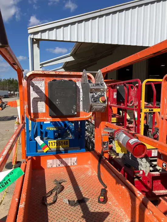 2019 Snorkel S3219E Scissor Lift