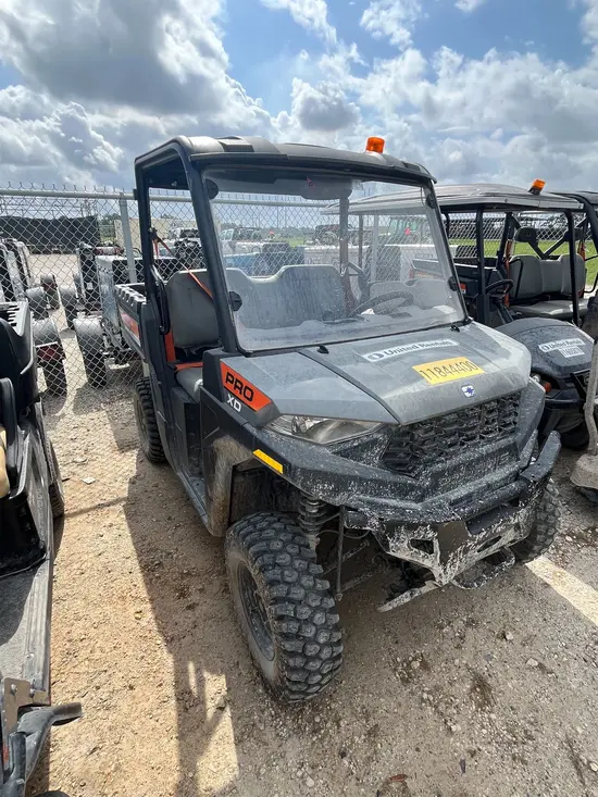 2024 Polaris PRO XD MID-SIZE Utility Vehicle