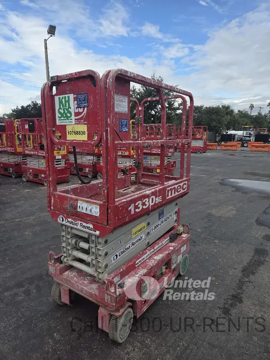 2018 MEC 1330SE Scissor Lift