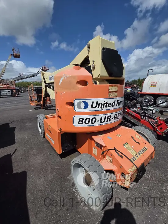 2016 JLG E400AJPN Articulating Boom Lift