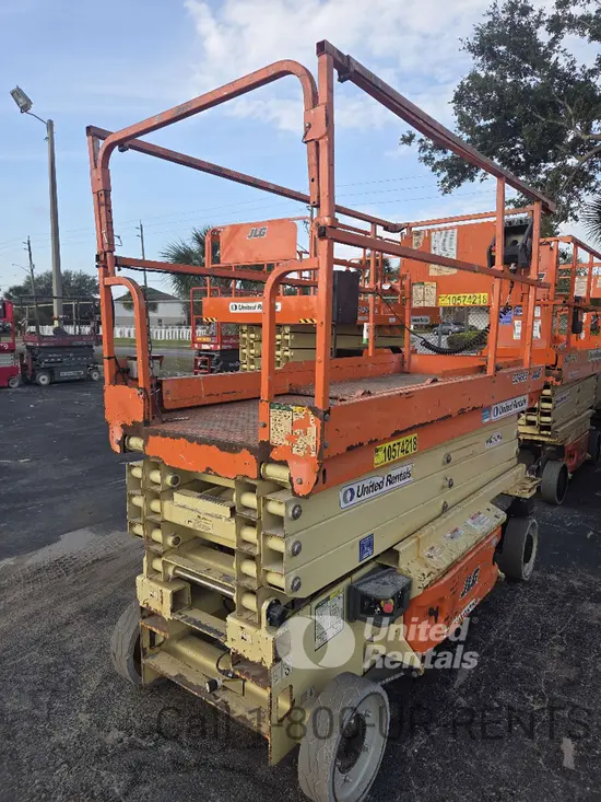 2017 JLG 3246ES Scissor Lift