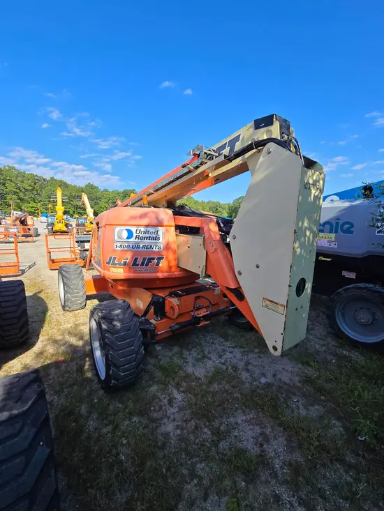 2015 JLG 600AJ Articulating Boom Lift