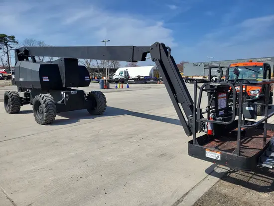 2016 JLG 800AJ Articulating Boom Lift