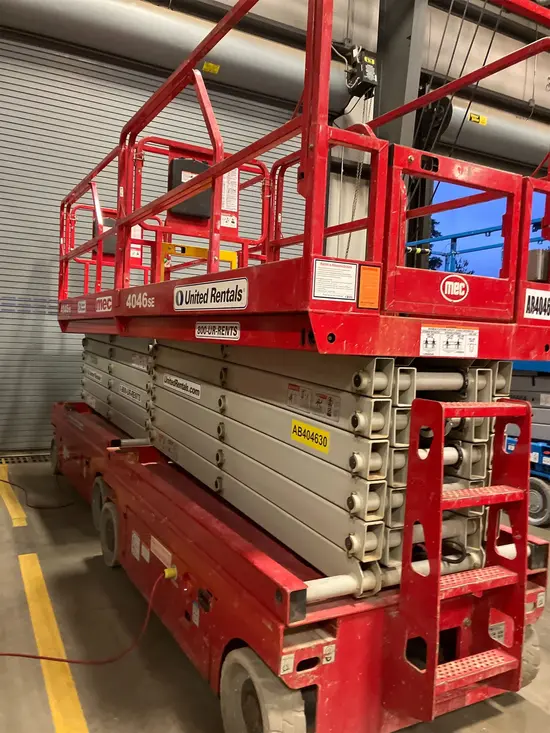 2018 MEC 4046SE Scissor Lift