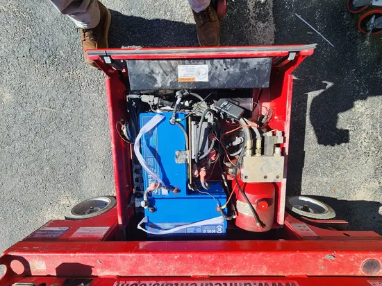 2018 MEC MICRO 19 Scissor Lift