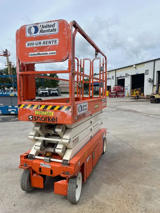 2019 Snorkel S3226E Scissor Lift