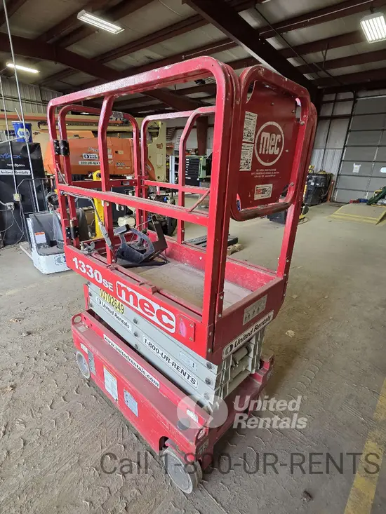 2017 MEC 1330SE Scissor Lift