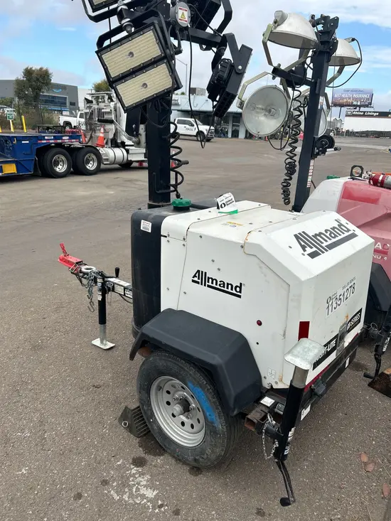 2022 Allmand NLGR LC 3KW W/W Portable Work Light