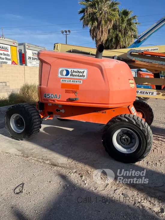 2018 JLG 450AJ Articulating Boom Lift