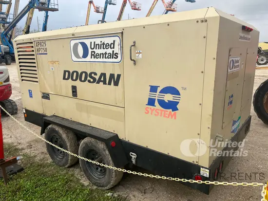 2020 Doosan XP825/HP750WCU Air Compressor