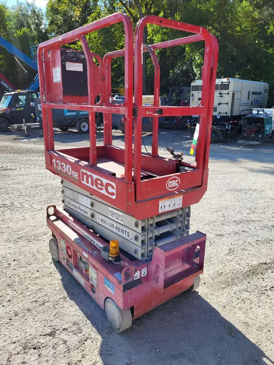 2019 MEC 1330SE Scissor Lift