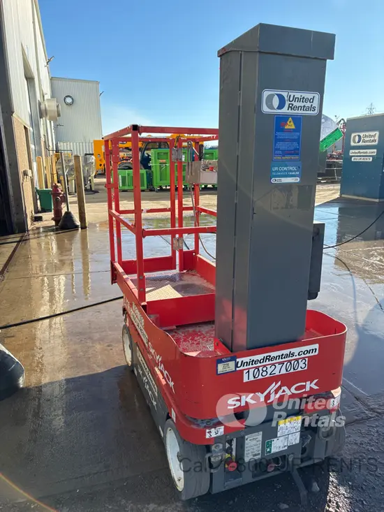 2018 Skyjack SJ16 Self-Propelled One-Person Lift