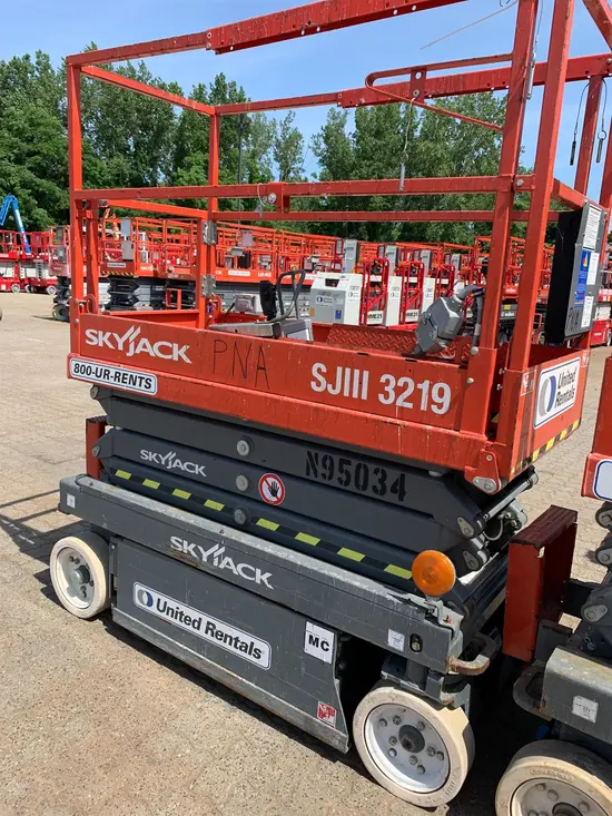 2016 Skyjack SJIII3219 Scissor Lift