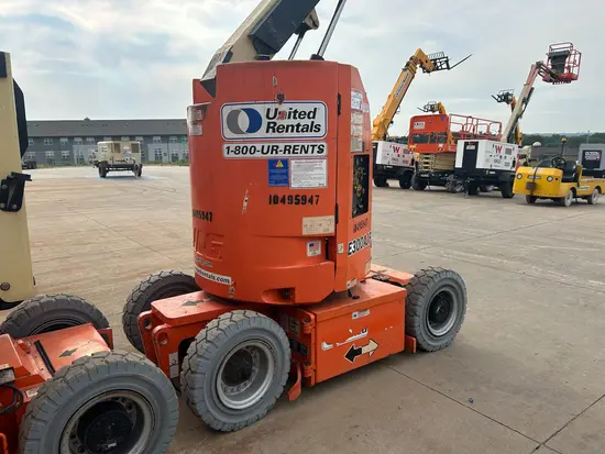 2016 JLG E300AJP Articulating Boom Lift