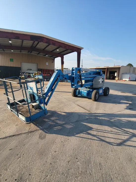 2017 Genie Z-45/25J DC Articulating Boom Lift