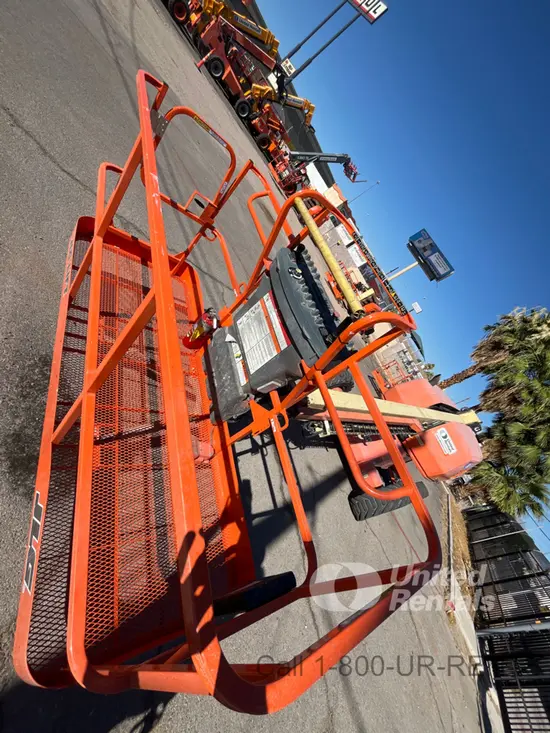 2018 JLG 400S Boom Lift