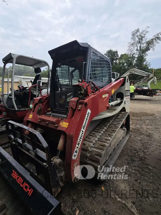 2022 Takeuchi TL12R2-CR Track Loader