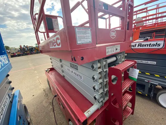 2019 MEC 3346SE Scissor Lift