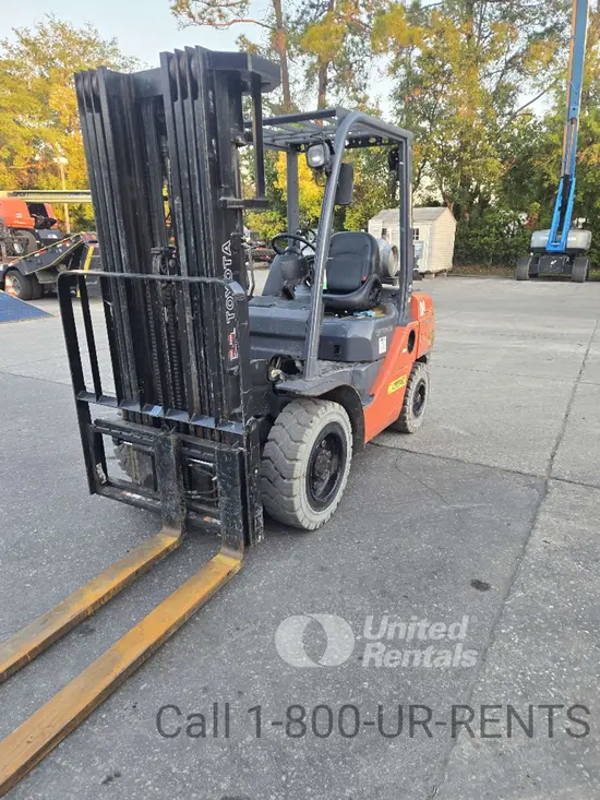 2019 Toyota 8FGU30 Warehouse Forklift